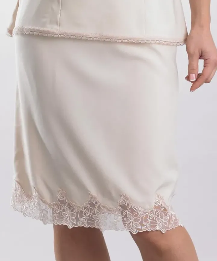Gaspé Crepe 24'' Waistslip GL801